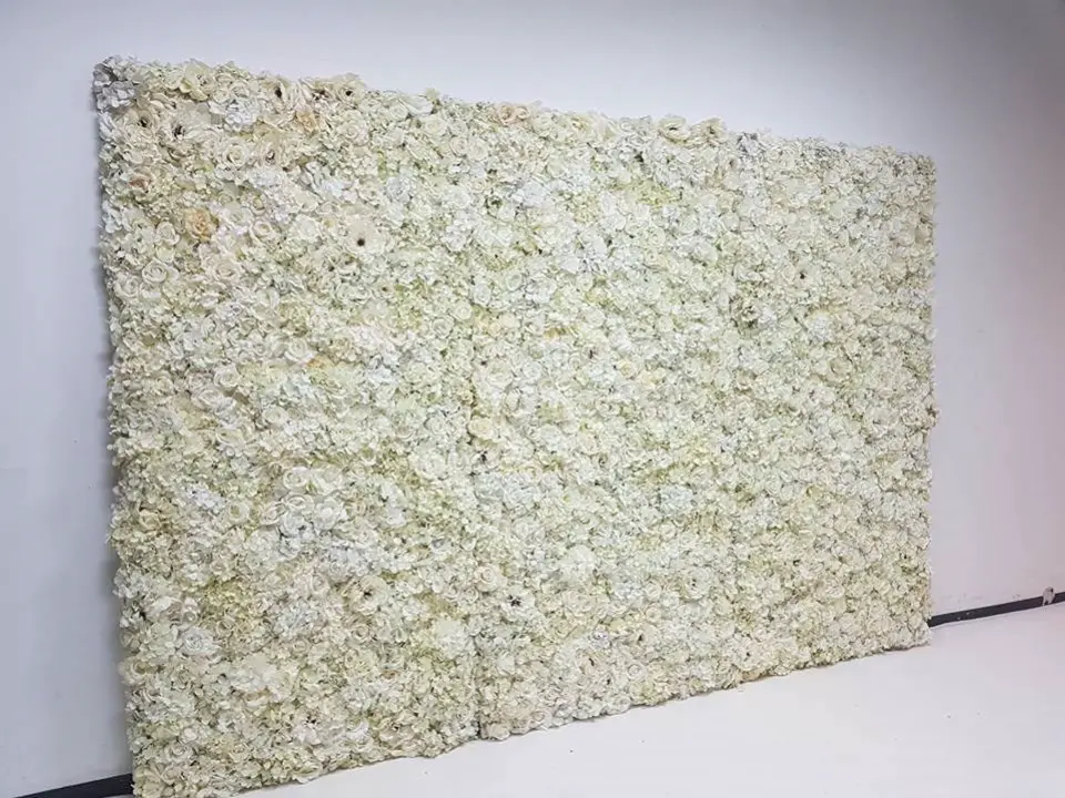 Panel z kwiatów materiałowych biel-ecru